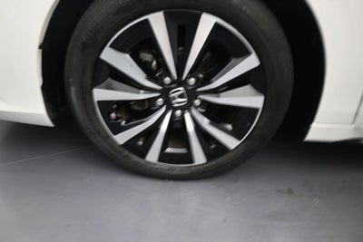 2024 Honda Civic Hatchback EX-L