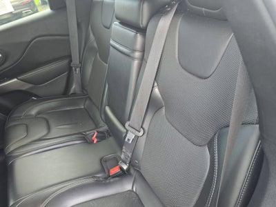 2019 Jeep Cherokee Limited FWD