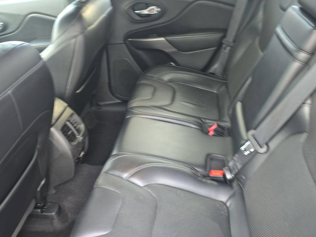 2019 Jeep Cherokee Limited FWD