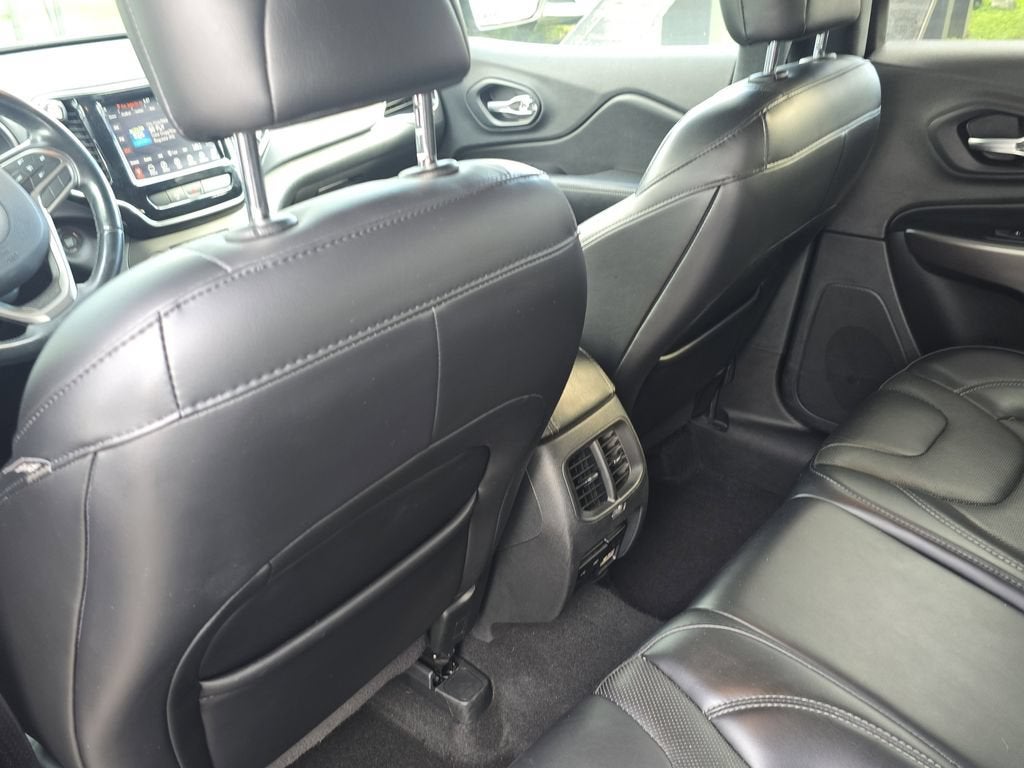2019 Jeep Cherokee Limited FWD