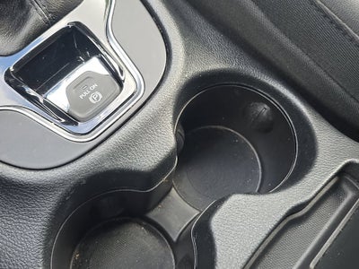 2019 Jeep Cherokee Limited FWD