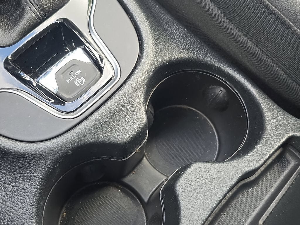 2019 Jeep Cherokee Limited FWD