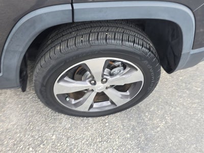 2019 Jeep Cherokee Limited FWD