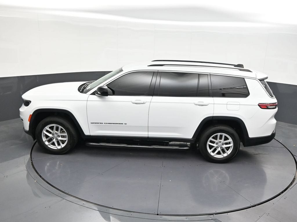 2022 Jeep Grand Cherokee L Laredo 4x2
