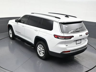 2022 Jeep Grand Cherokee L Laredo 4x2