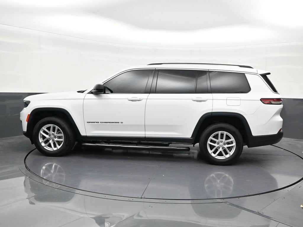 2022 Jeep Grand Cherokee L Laredo 4x2
