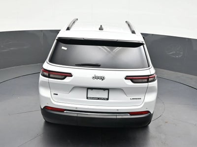 2022 Jeep Grand Cherokee L Laredo 4x2