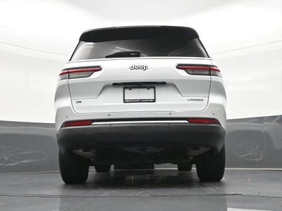 2022 Jeep Grand Cherokee L Laredo 4x2