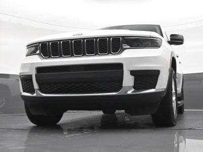 2022 Jeep Grand Cherokee L Laredo 4x2