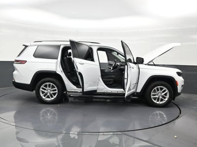2022 Jeep Grand Cherokee L Laredo 4x2