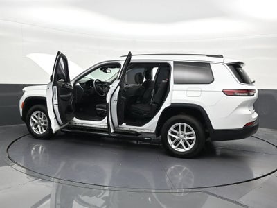 2022 Jeep Grand Cherokee L Laredo 4x2