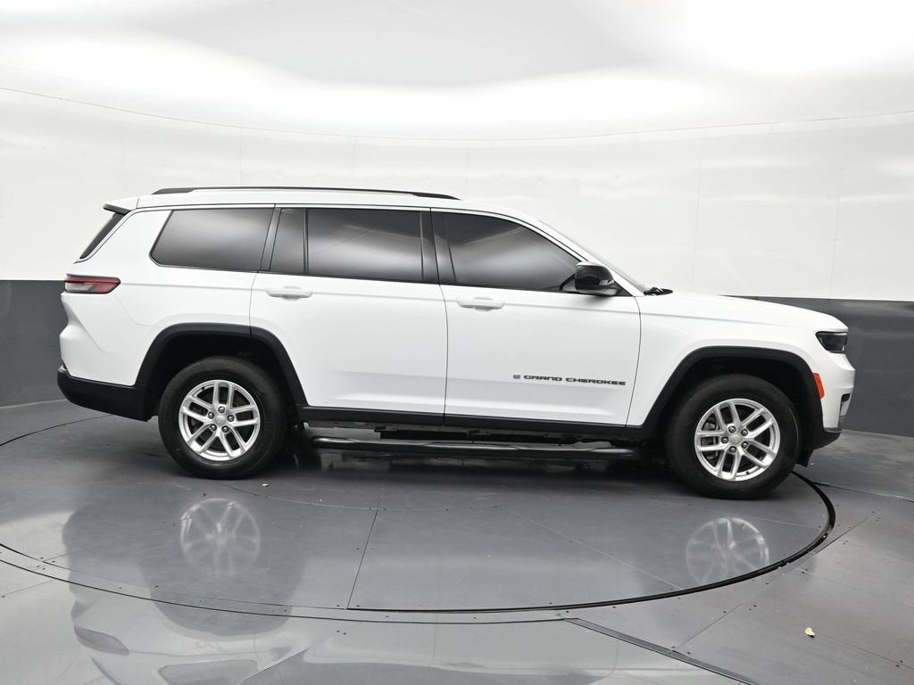 2022 Jeep Grand Cherokee L Laredo 4x2