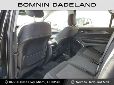 2022 Jeep Grand Cherokee L Laredo