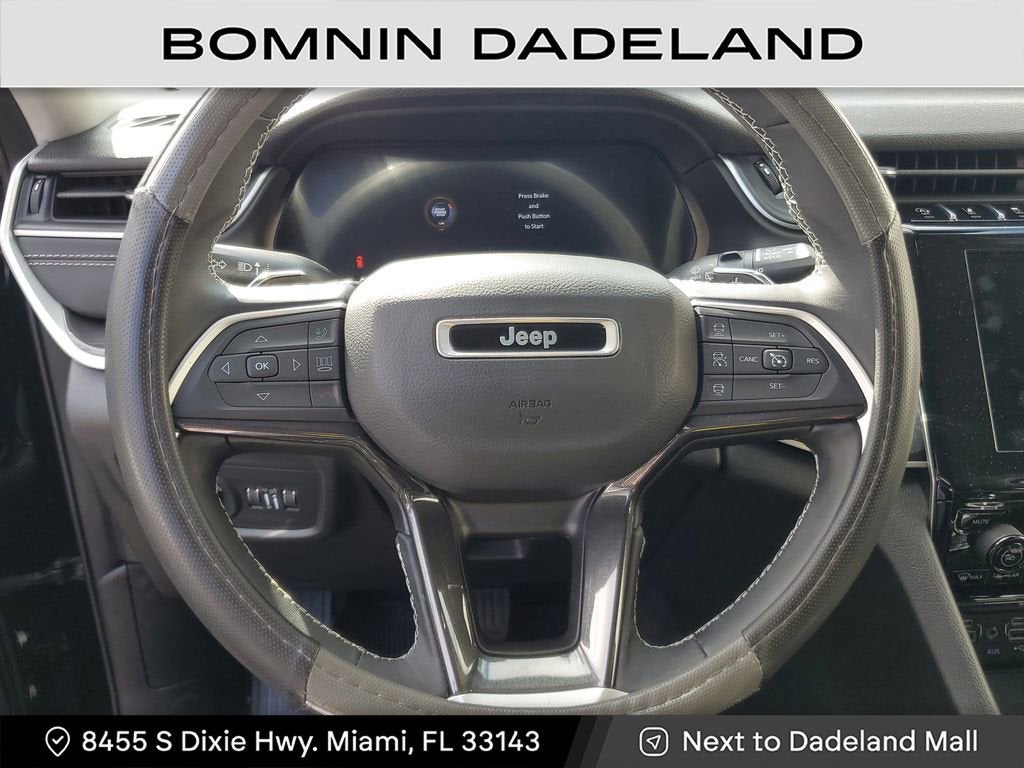 2022 Jeep Grand Cherokee L Laredo