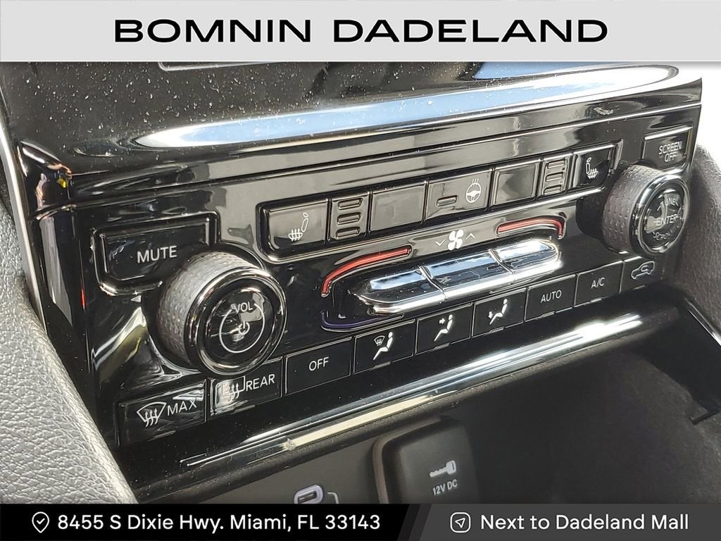 2022 Jeep Grand Cherokee L Laredo