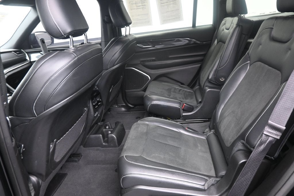 2022 Jeep Grand Cherokee L Altitude