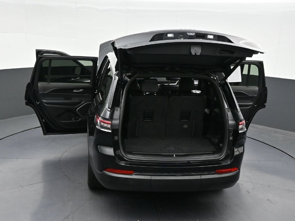 2022 Jeep Grand Cherokee L Altitude