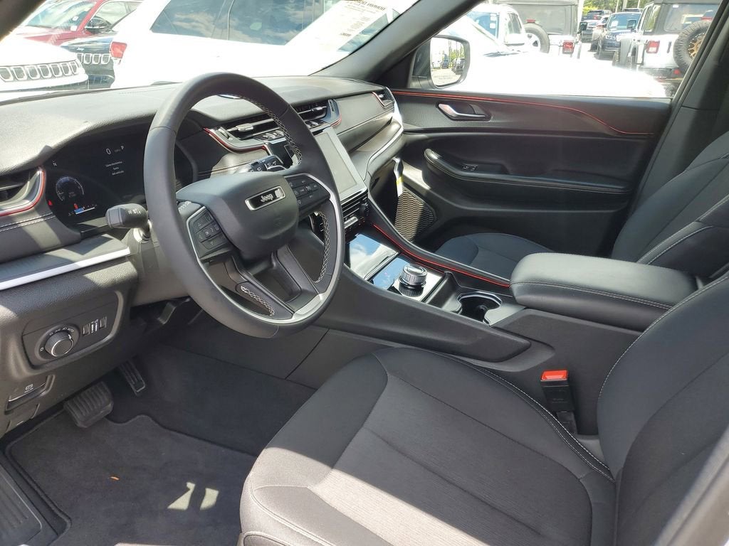 2024 Jeep Grand Cherokee L Laredo X