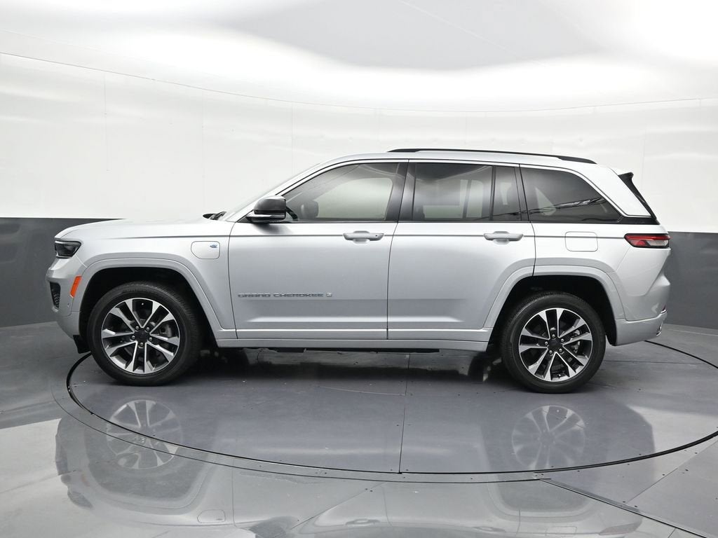 2022 Jeep Grand Cherokee 4xe Overland