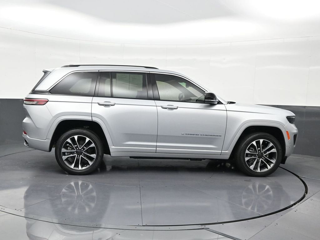 2022 Jeep Grand Cherokee 4xe Overland