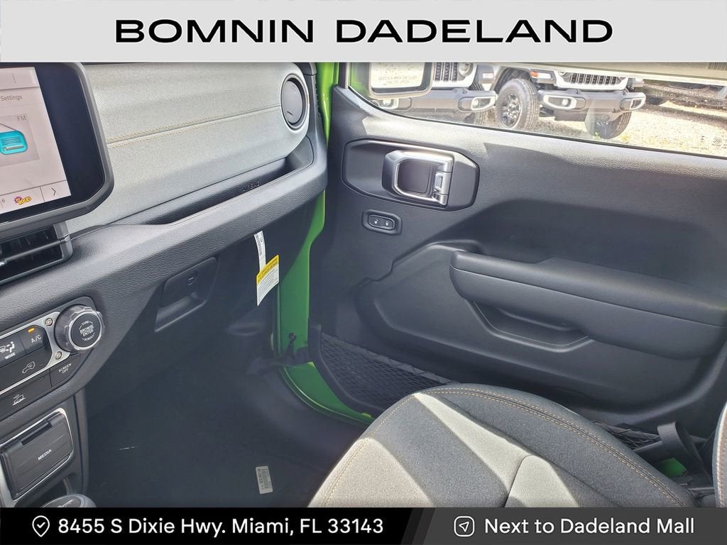 2025 Jeep Gladiator Sport