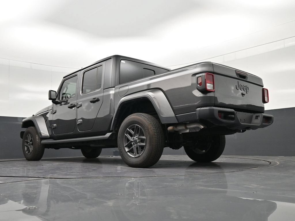 2025 Jeep Gladiator Sport S