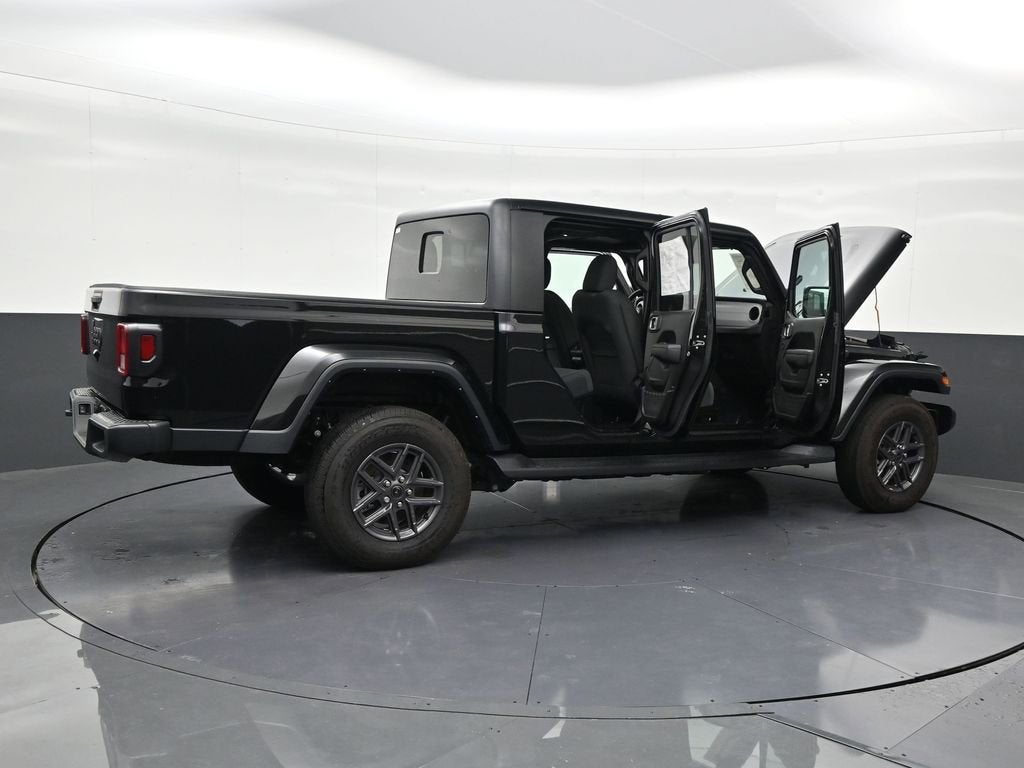 2025 Jeep Gladiator Sport S