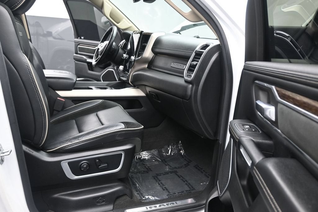 2020 RAM 1500 Laramie Crew Cab 4x2 5'7" Box