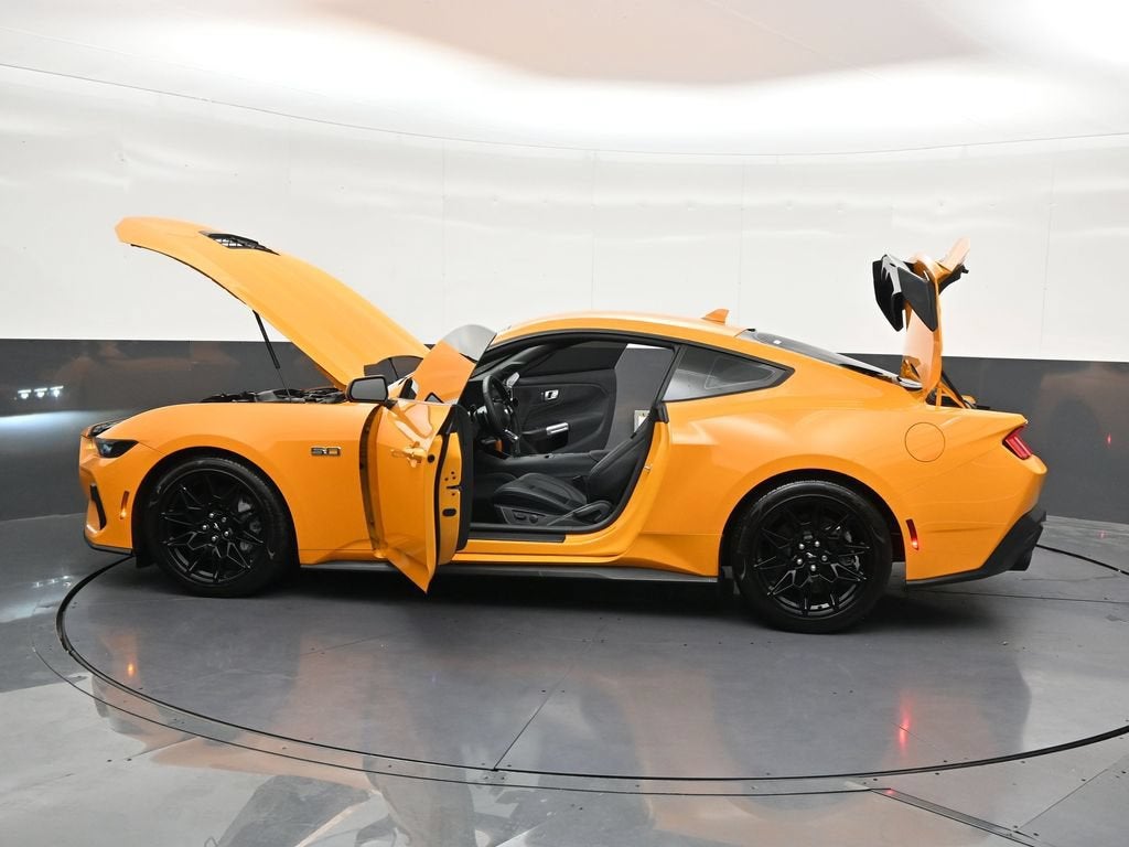 2026 Ford Mustang GT Premium Fastback