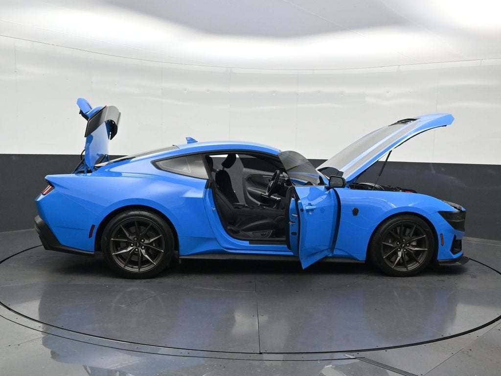 2024 Ford Mustang Dark Horse