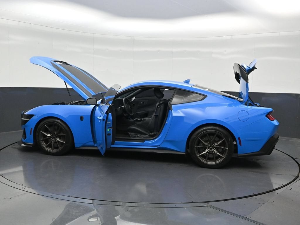 2024 Ford Mustang Dark Horse
