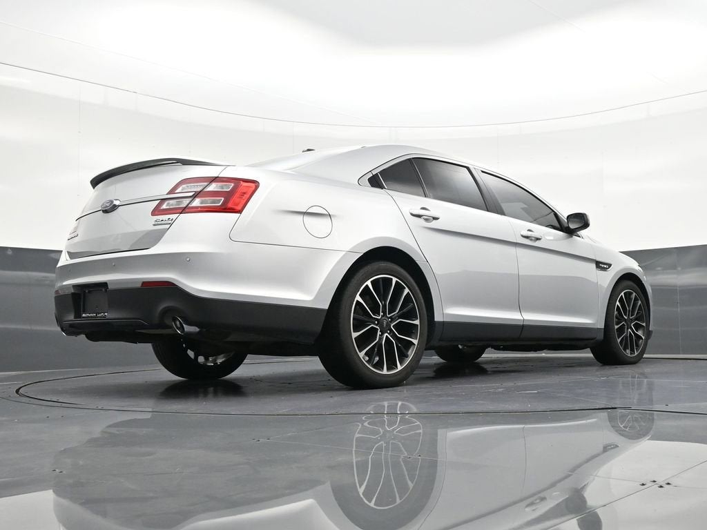 2018 Ford Taurus SHO