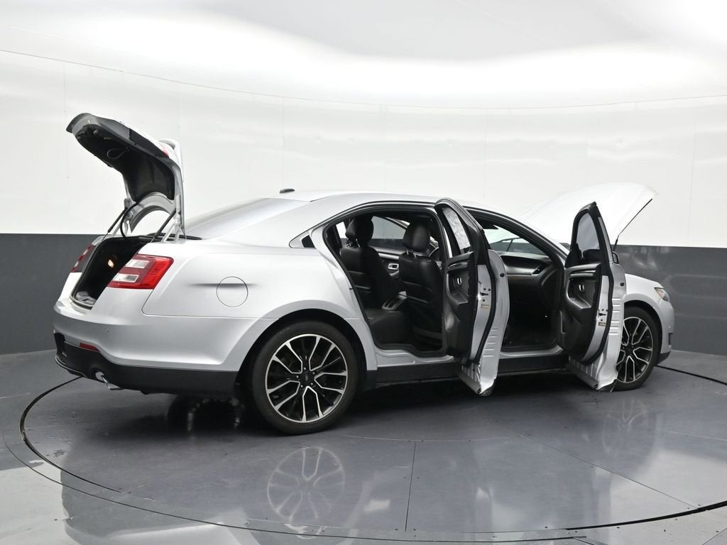 2018 Ford Taurus SHO