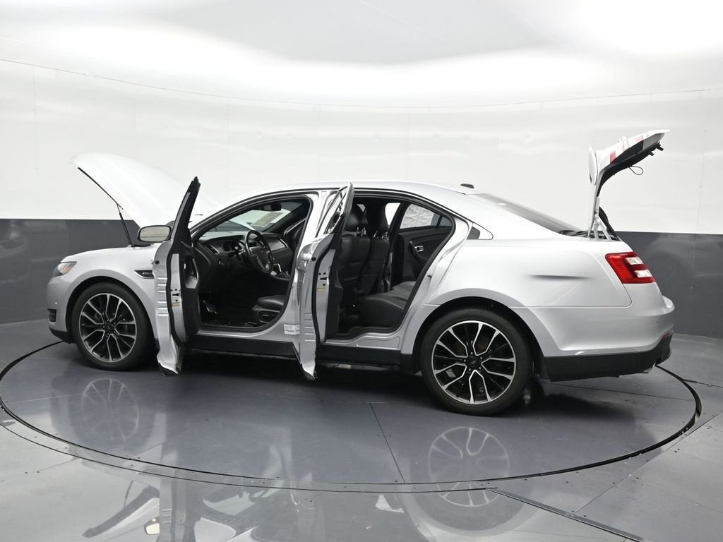 2018 Ford Taurus SHO