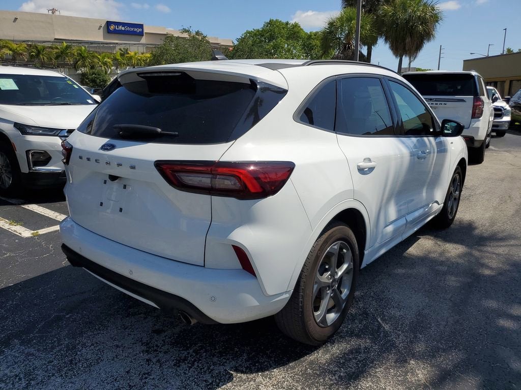 2023 Ford Escape ST-Line
