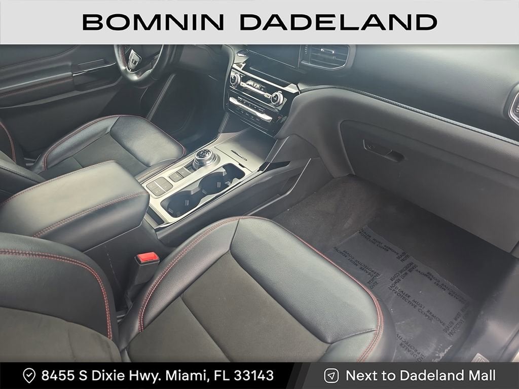 2022 Ford Explorer ST-Line