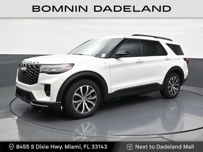 2025 Ford Explorer ST-Line