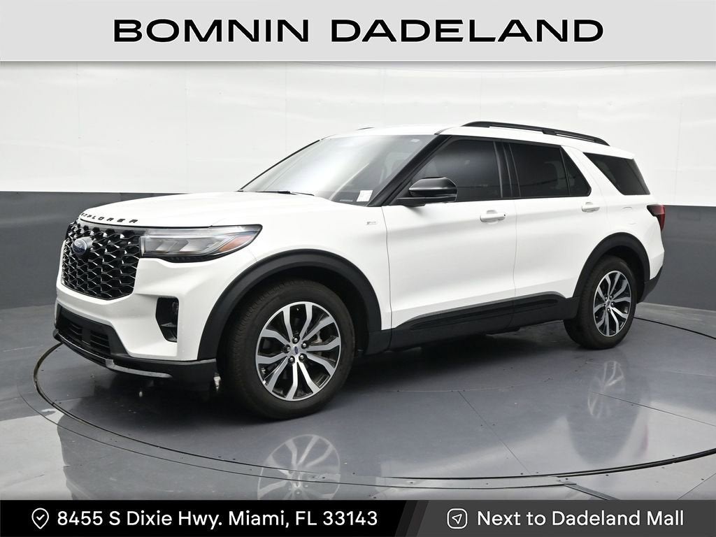 2025 Ford Explorer ST-Line
