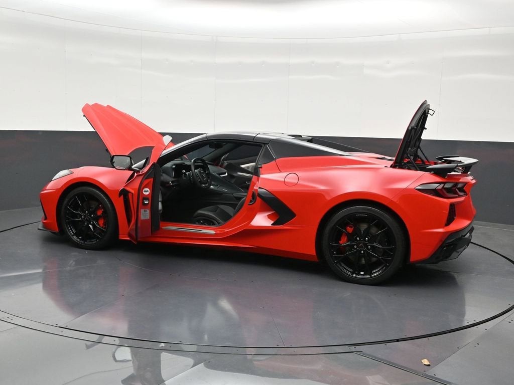 2025 Chevrolet Corvette Stingray 2LT