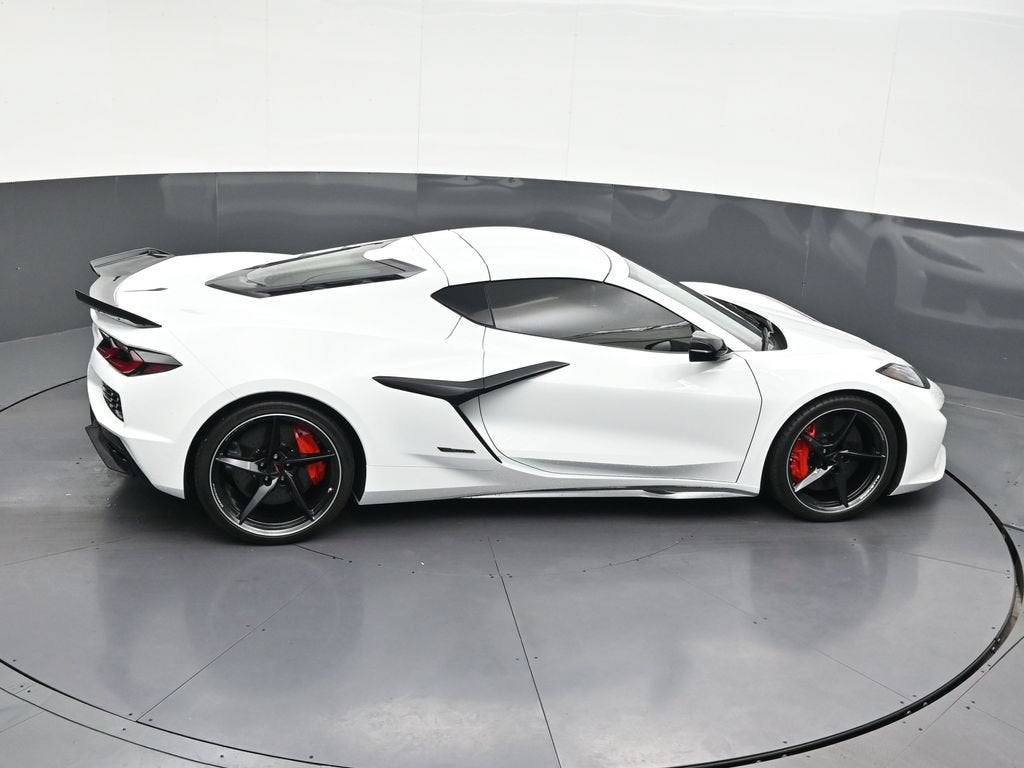 2025 Chevrolet Corvette E-Ray 1LZ