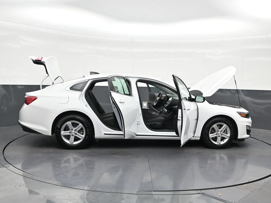 2024 Chevrolet Malibu LS