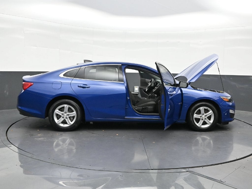 2023 Chevrolet Malibu LS