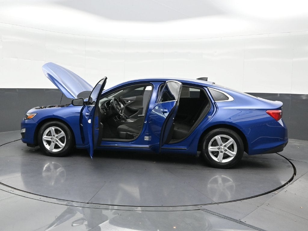 2023 Chevrolet Malibu LS
