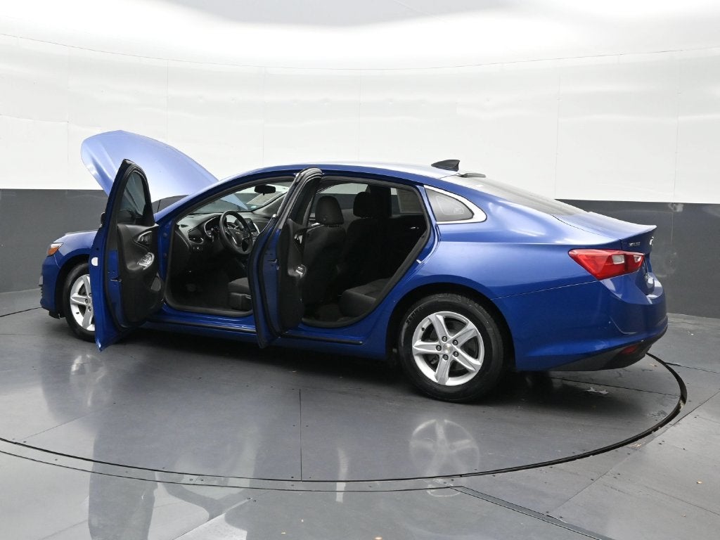 2023 Chevrolet Malibu LS