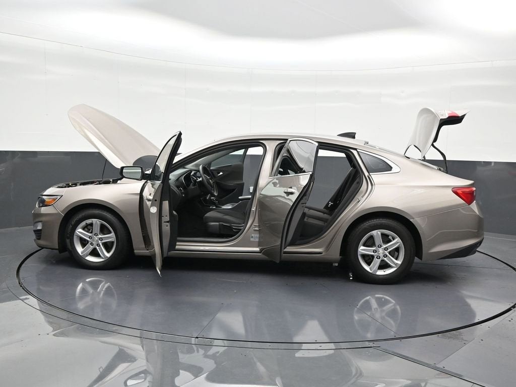 2022 Chevrolet Malibu LS