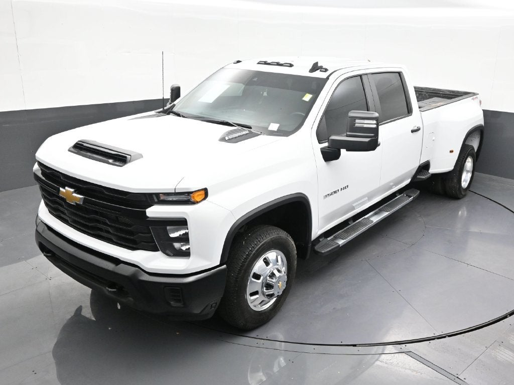 2025 Chevrolet Silverado 3500 HD WT DRW