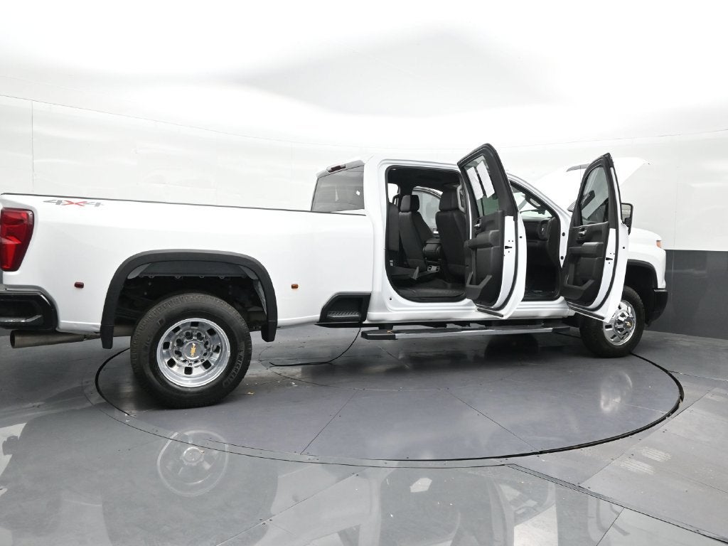 2025 Chevrolet Silverado 3500 HD WT DRW
