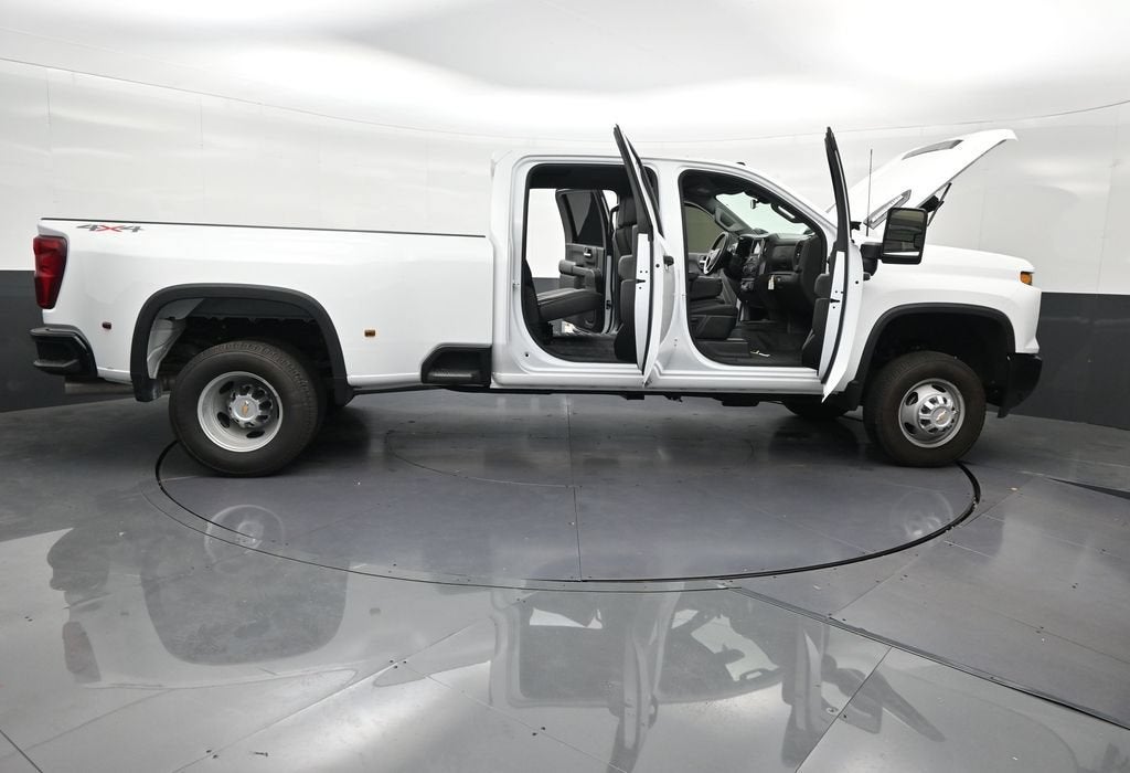 2025 Chevrolet Silverado 3500 HD WT DRW