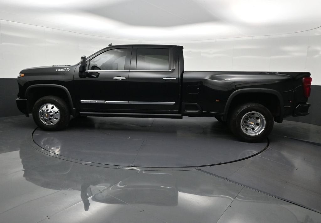 2026 Chevrolet Silverado 3500 HD High Country DRW