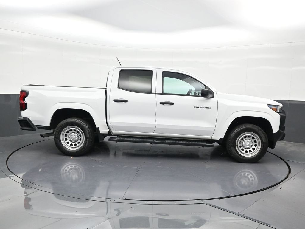 2024 Chevrolet Colorado WT